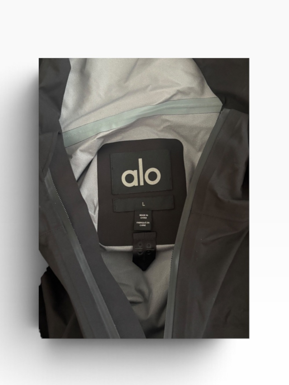Alo Alpha Shell Jacket  - Size L - Picture 4 of 4